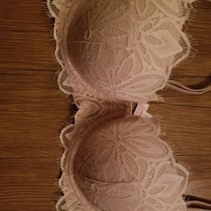 VICTORIA SECRET BRA 36C